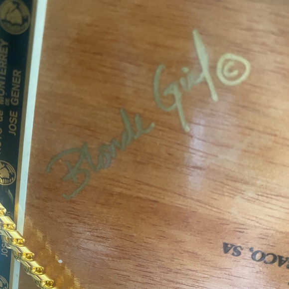 Cigar Box Purse - Picture 8 of 11